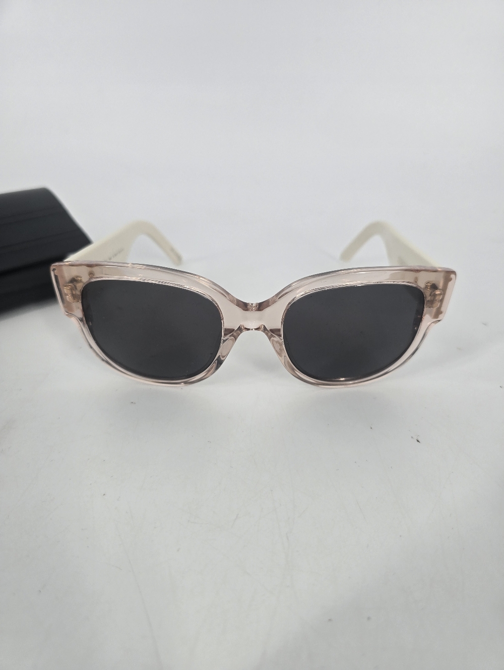 Dior Wildior BU Cat Eye Embossed Sunglasses in Pink with Case and Cloth - Picture 9 of 10